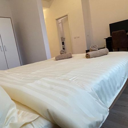 New Central Nr1 Self Checkin Oldcity Center Paid Parking With Lift Timisoara Esterno foto
